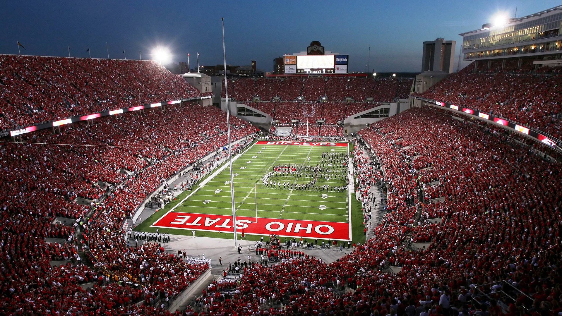 英超争冠之夜，德罗赞关键回合不手软，当足球与篮球的决胜时刻交响